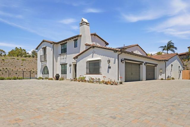 8490 Silent Tide Court, San Diego, CA 92127