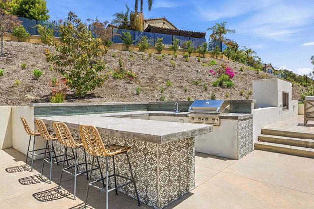 8490 Silent Tide Court, San Diego, CA 92127
