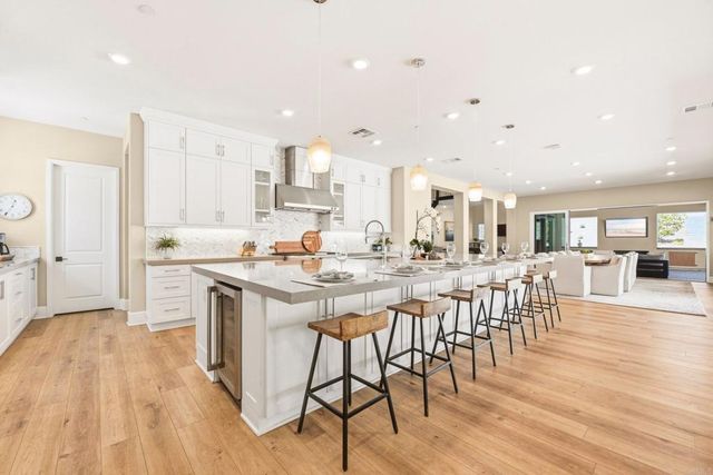 8490 Silent Tide Court, San Diego, CA 92127