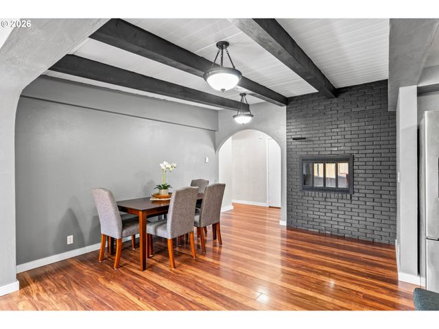 4687 LEONA Ct, Eugene, OR 97402