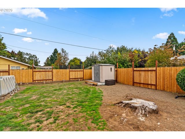 4687 LEONA Ct, Eugene, OR 97402
