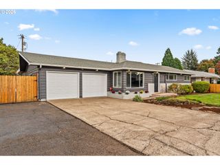 4687 LEONA Ct, Eugene, OR 97402