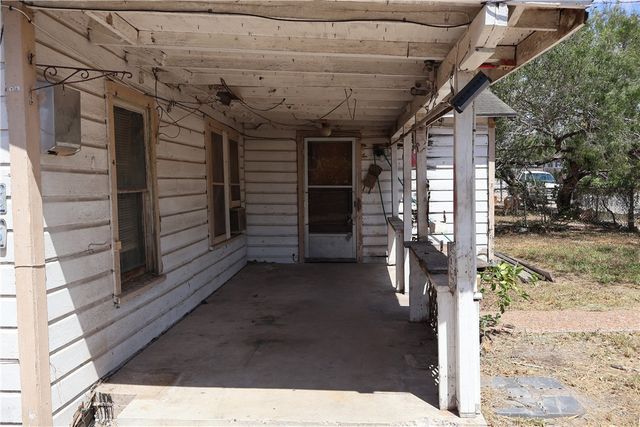 4333 Molina Dr, Corpus Christi, TX 78416