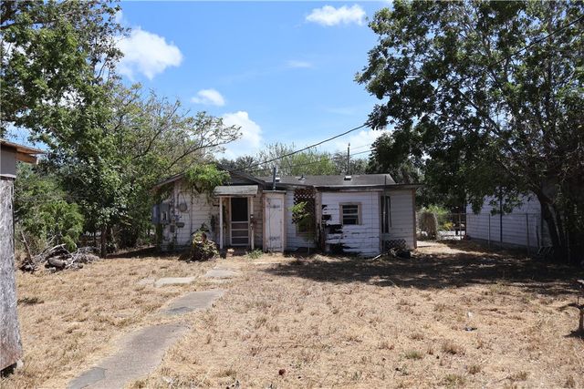 4333 Molina Dr, Corpus Christi, TX 78416