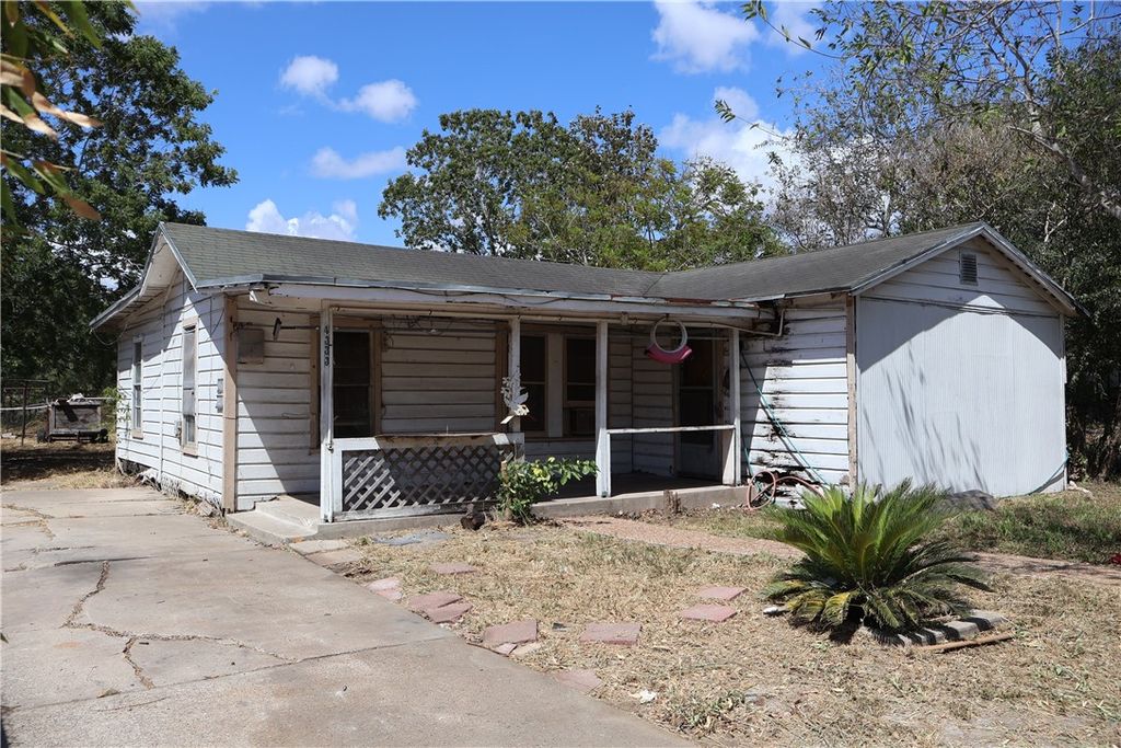 4333 Molina Dr, Corpus Christi, TX 78416 — exterior