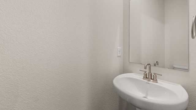 6731 Clayton Drive NE, Rio Rancho, NM 87144