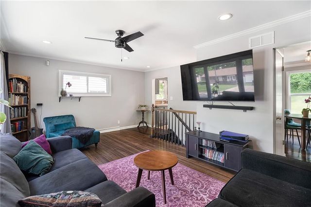9929 Harrison Street, Kansas City, MO 64131