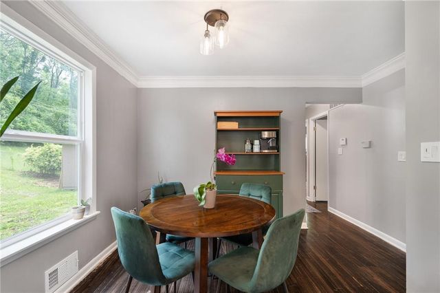 9929 Harrison Street, Kansas City, MO 64131