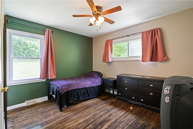 9929 Harrison Street, Kansas City, MO 64131