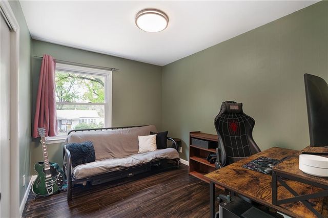 9929 Harrison Street, Kansas City, MO 64131