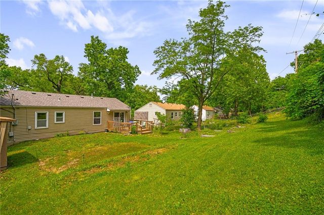 9929 Harrison Street, Kansas City, MO 64131
