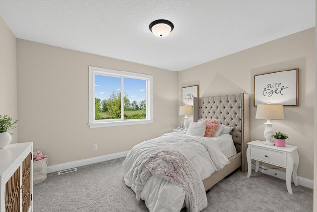 7195 Agate Trail, Inver Grove Heights, MN 55077
