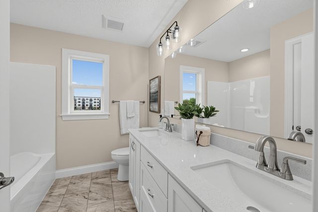 7195 Agate Trail, Inver Grove Heights, MN 55077