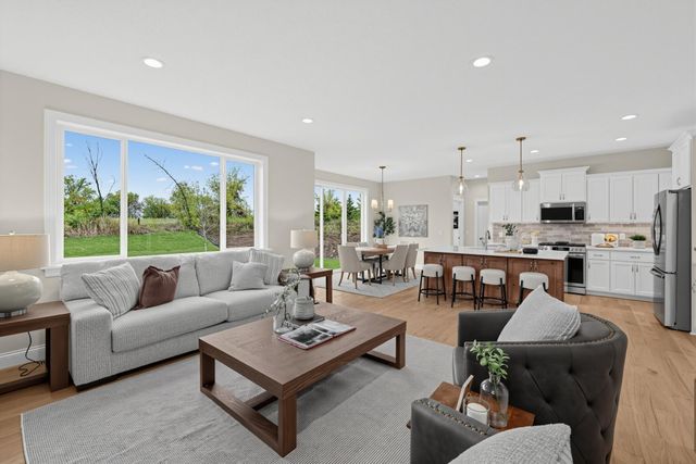7195 Agate Trail, Inver Grove Heights, MN 55077
