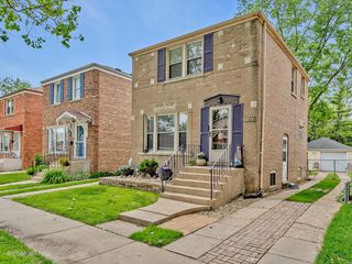 4154 Elm Avenue, Brookfield, IL 60513