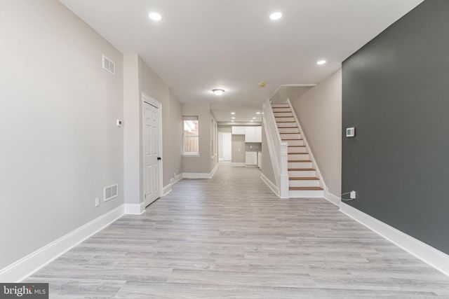 1025 N PINE ST, Wilmington, DE 19801