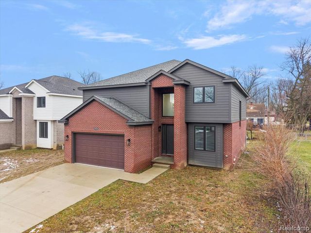 2921 Walsh Drive, Rochester Hills, MI 48309