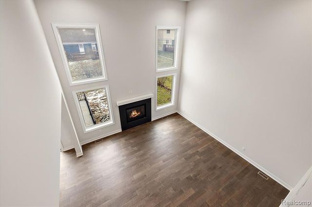 2921 Walsh Drive, Rochester Hills, MI 48309