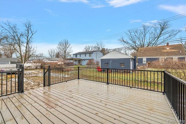 2921 Walsh Drive, Rochester Hills, MI 48309