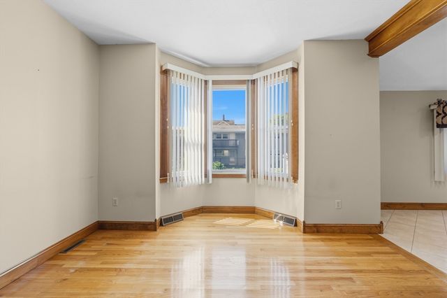 167 Center St, Ludlow, MA 01056