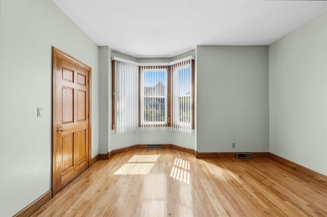 167 Center St, Ludlow, MA 01056