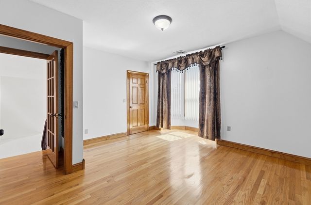 167 Center St, Ludlow, MA 01056