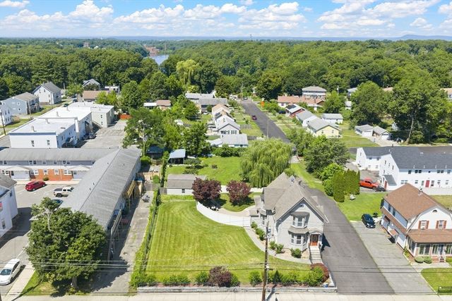 167 Center St, Ludlow, MA 01056