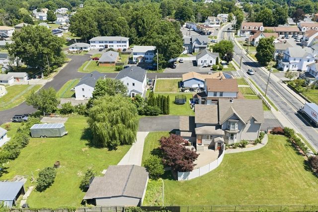167 Center St, Ludlow, MA 01056