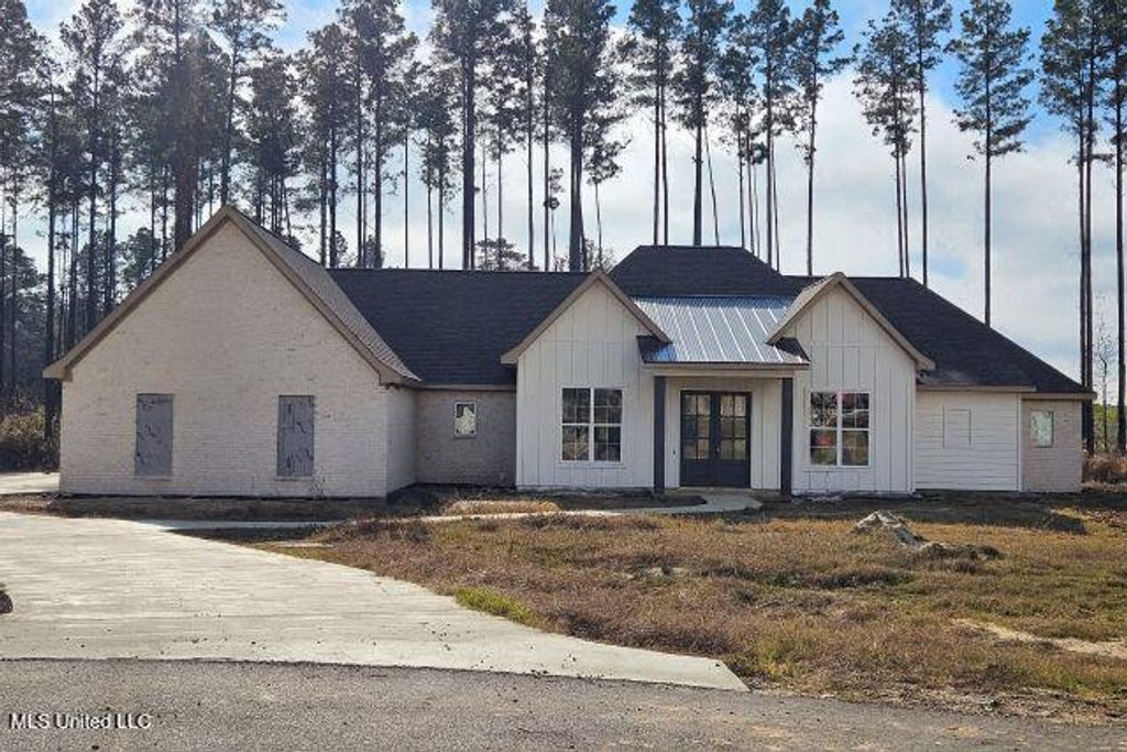 234 Lost Oak Lane, Brandon, MS 39047