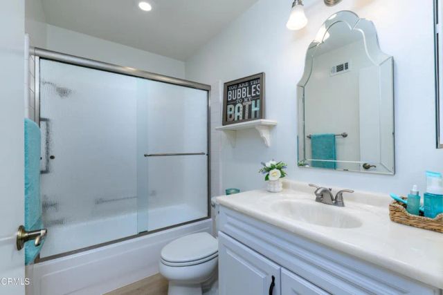 44112 Village 44, Camarillo, CA 93012