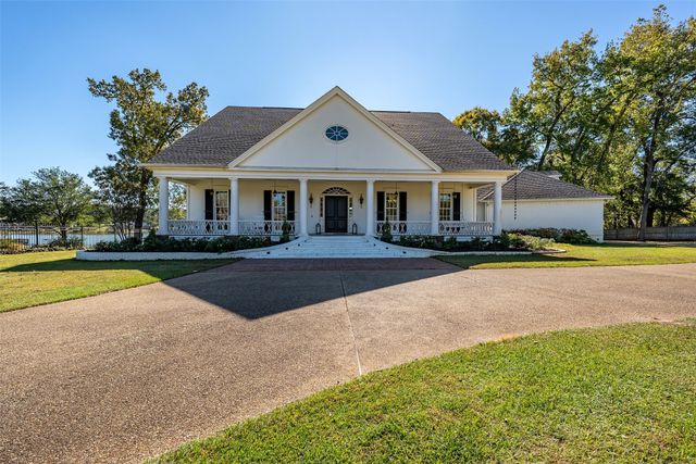 320 Hines Crossing, Bullard, TX 75757