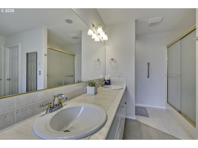 3114 Sw WILBARD St, Portland, OR 97219