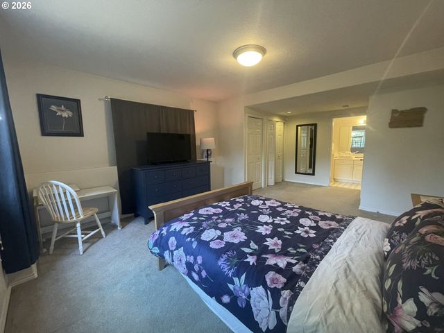 3114 Sw WILBARD St, Portland, OR 97219
