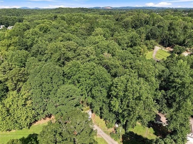 9285 Crystal Springs Road, Gainesville, GA 30506