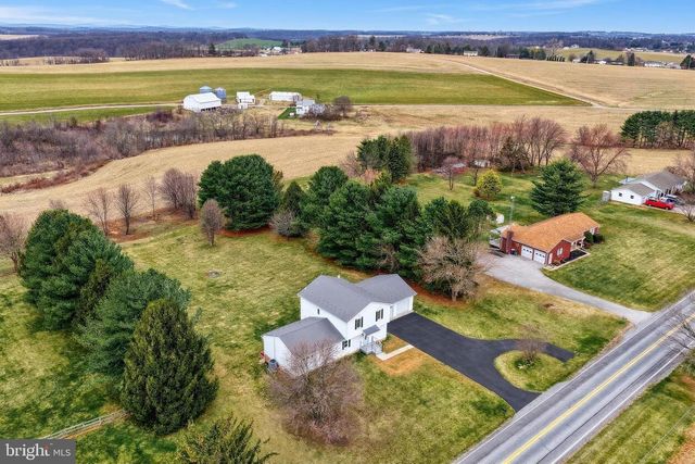 12534 MOUNT OLIVET RD, Felton, PA 17322