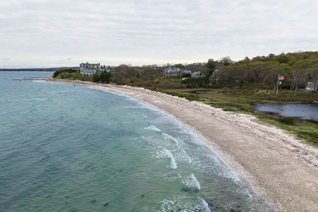 45 Haynes Ave, Falmouth, MA 02540