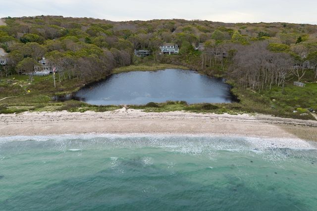 45 Haynes Ave, Falmouth, MA 02540