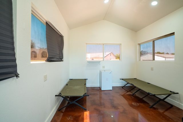 305 Teague Rd, Kerrville, TX 78028