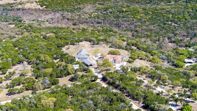 305 Teague Rd, Kerrville, TX 78028