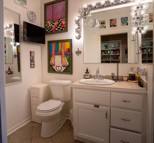 305 Teague Rd, Kerrville, TX 78028