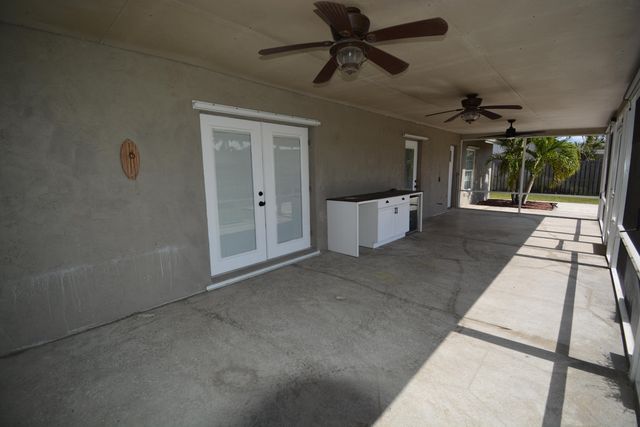 1379 Pinetta Circle, Wellington, FL 33414