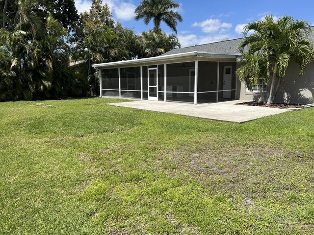 1379 Pinetta Circle, Wellington, FL 33414