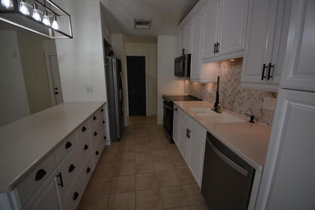 1379 Pinetta Circle, Wellington, FL 33414