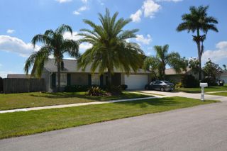 1379 Pinetta Circle, Wellington, FL 33414