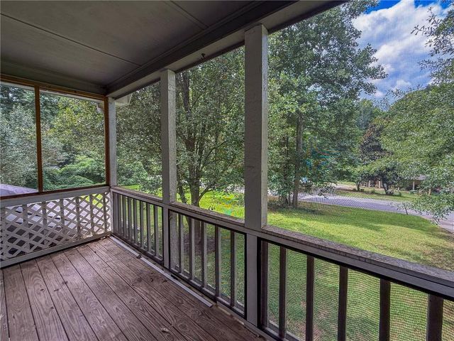 620 Beau Court, Winder, GA 30680