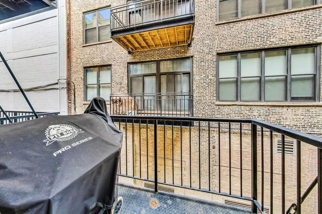 420 W Ontario Street 209, Chicago, IL 60654