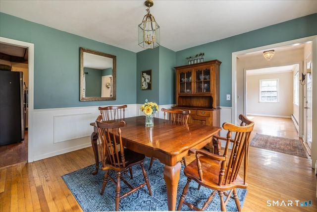 5 Mount Pleasant Road, Newtown, CT 06470