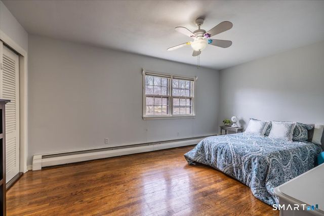 5 Mount Pleasant Road, Newtown, CT 06470