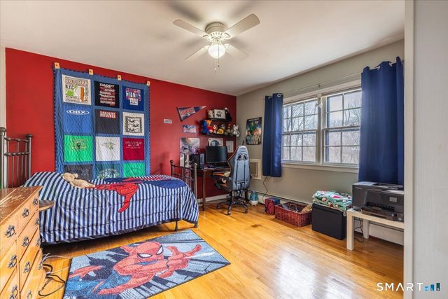 5 Mount Pleasant Road, Newtown, CT 06470