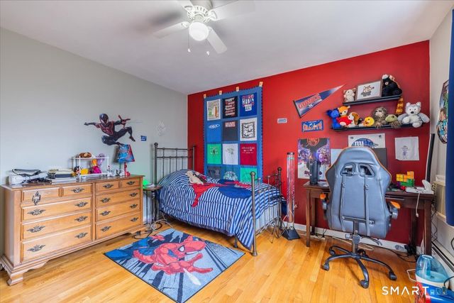 5 Mount Pleasant Road, Newtown, CT 06470